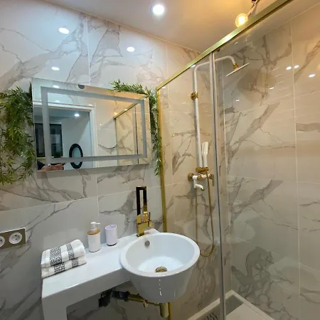 Apartament Centre Palais De La 100m Port Et 300m
